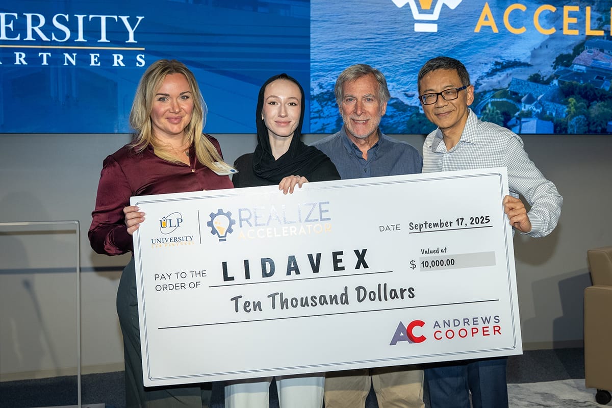 AC Celebrates $10K Sponsorship Awarded at REALIZE Demo Day to MedTech Startup LIDAVEX for their breakthrough CerviLite innovation.